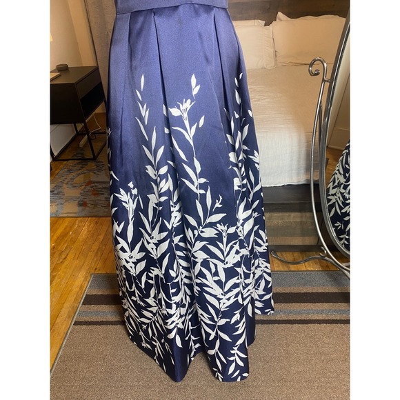 Morgan & Co. Gown Womens 9/10 Maxi Dress Floral Print Sleeveless Navy Blue - Picture 3 of 16